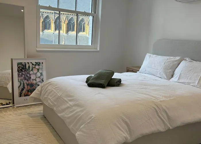 Prime Location Kensington Apartments