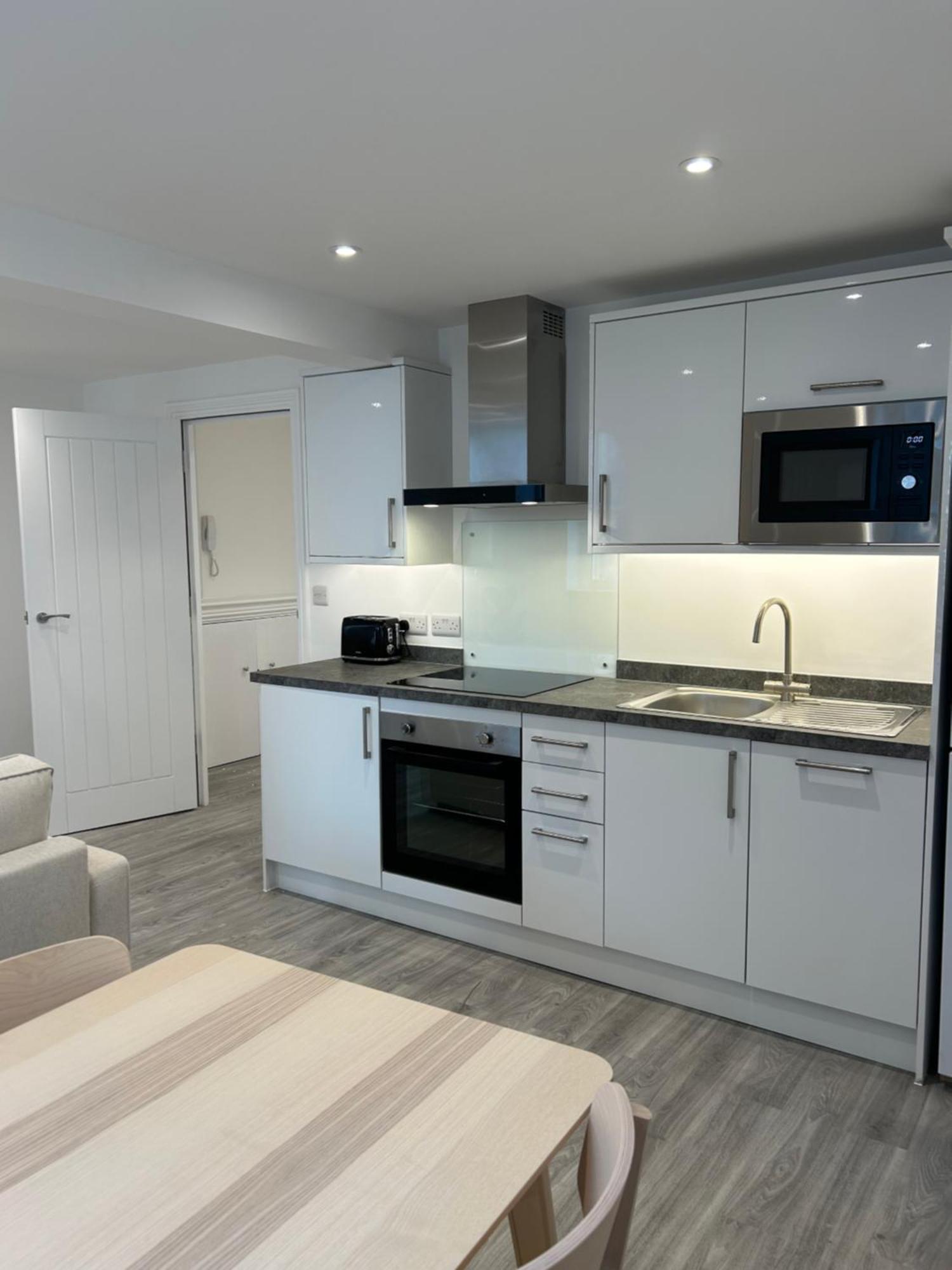 Prime Location Kensington *