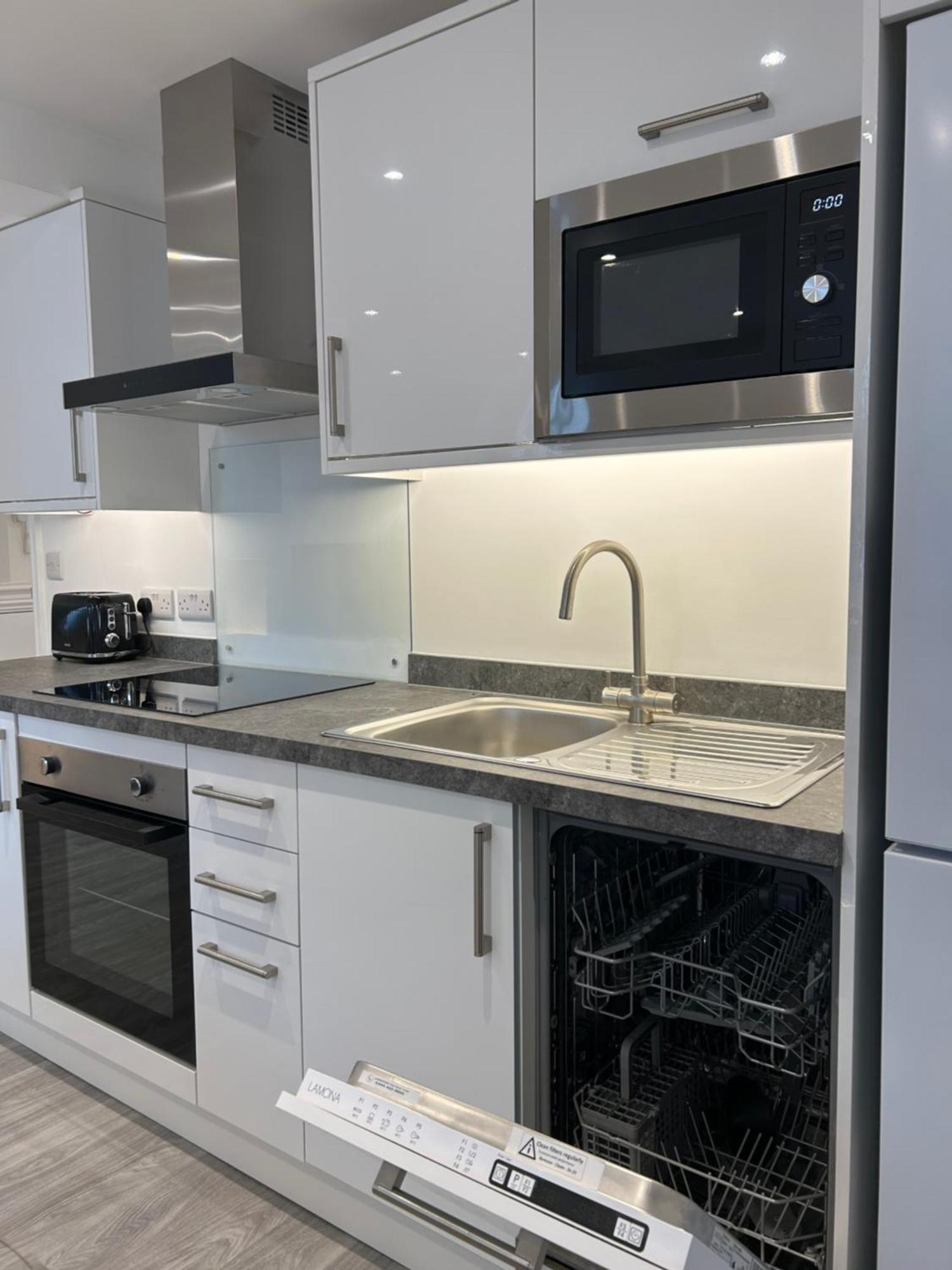 Prime Location Kensington *